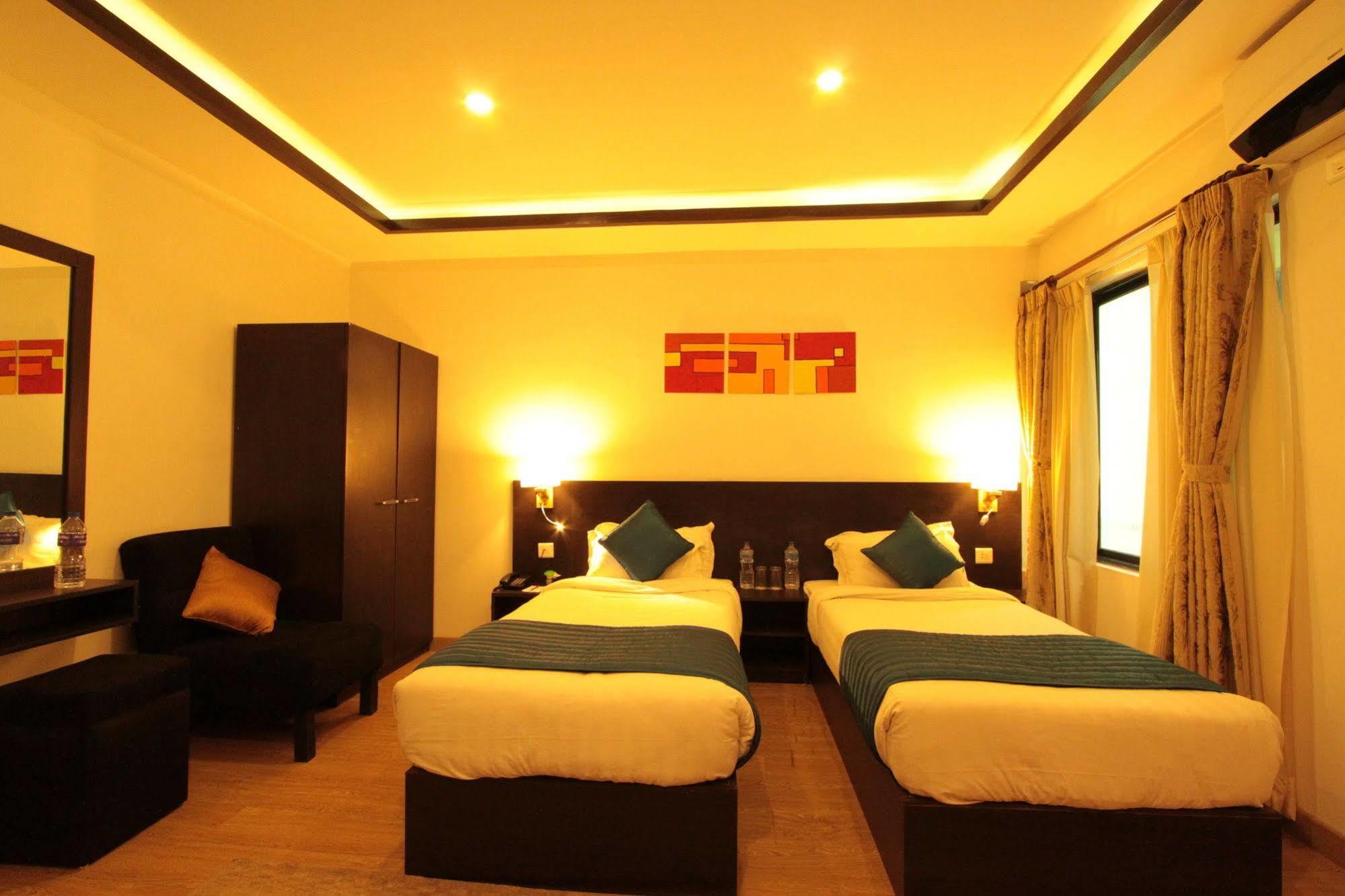 Gaju Suite Hotel Kathmandu Exterior foto