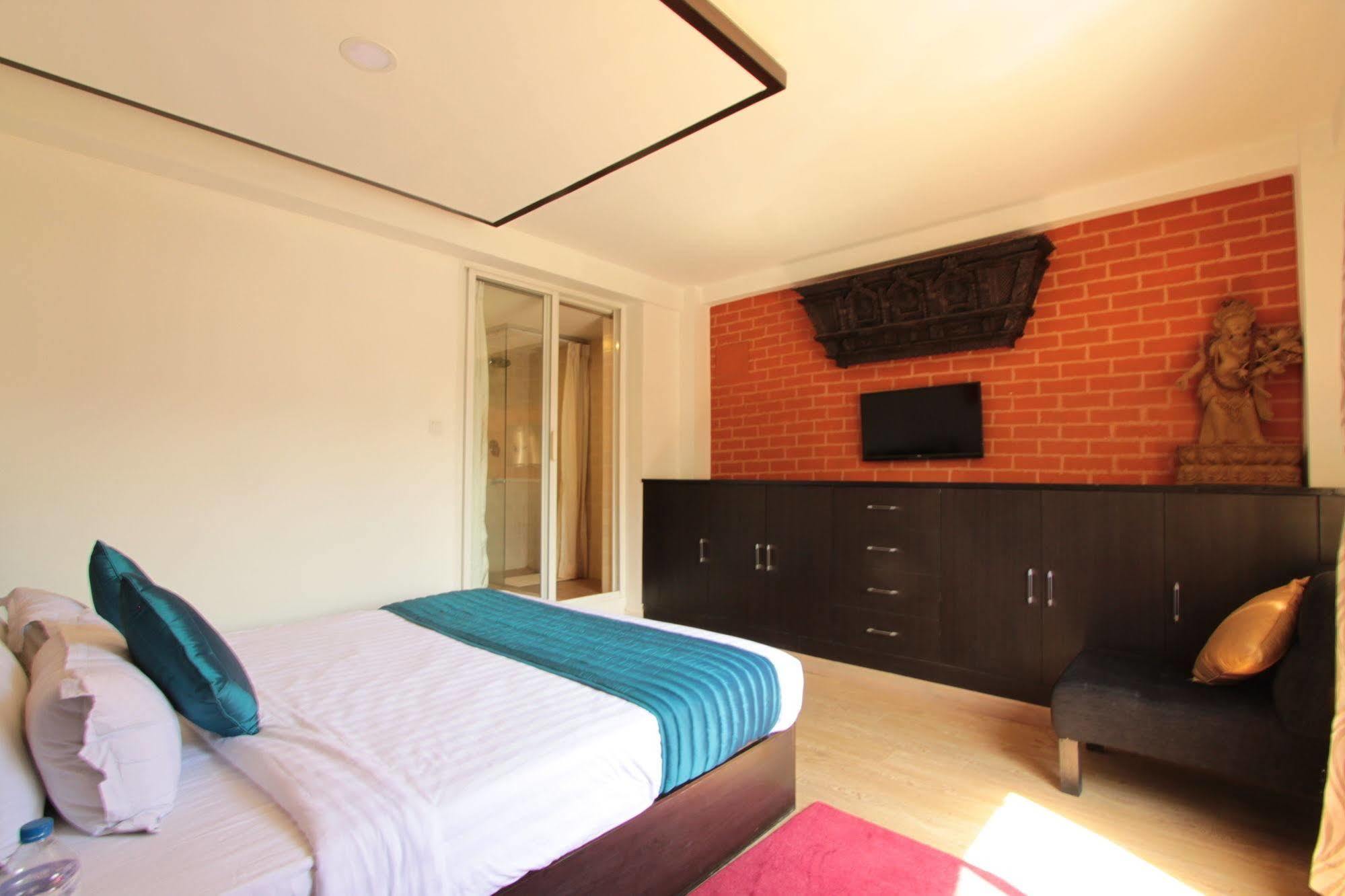 Gaju Suite Hotel Kathmandu Exterior foto