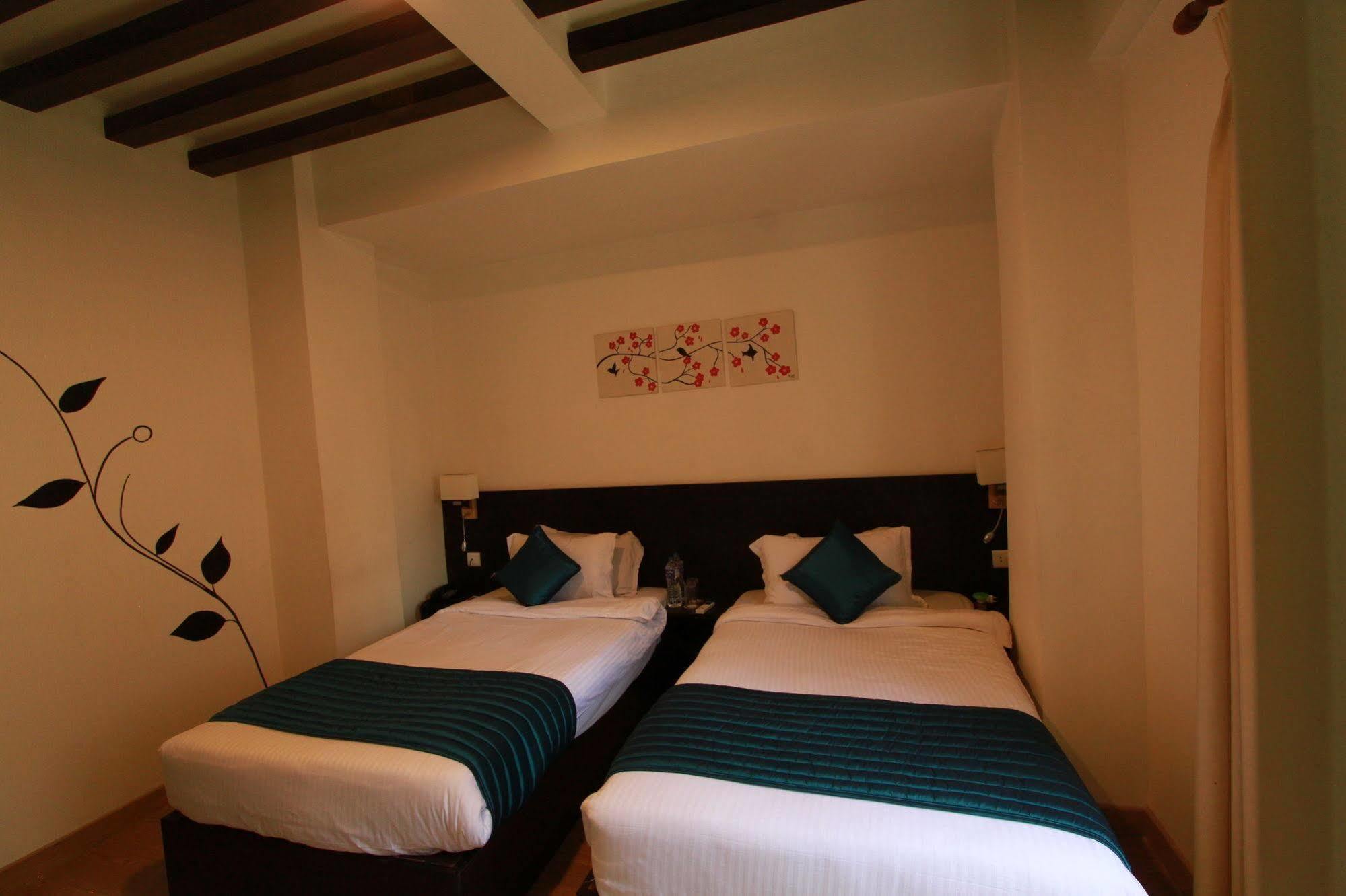 Gaju Suite Hotel Kathmandu Exterior foto